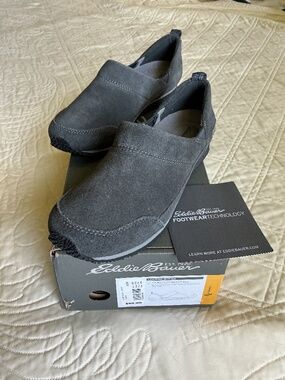Eddie Bauer Women’s Travex Suede Slip On Shoes, new, size 8.5